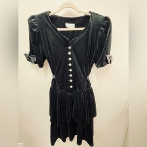 Jodi Michaels VINTAGE 1980s Black Velvet Short Puff Sleeve Dress